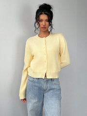 Autumn and winter new simple plain color long sleeved cardigan knitted sweater voguable