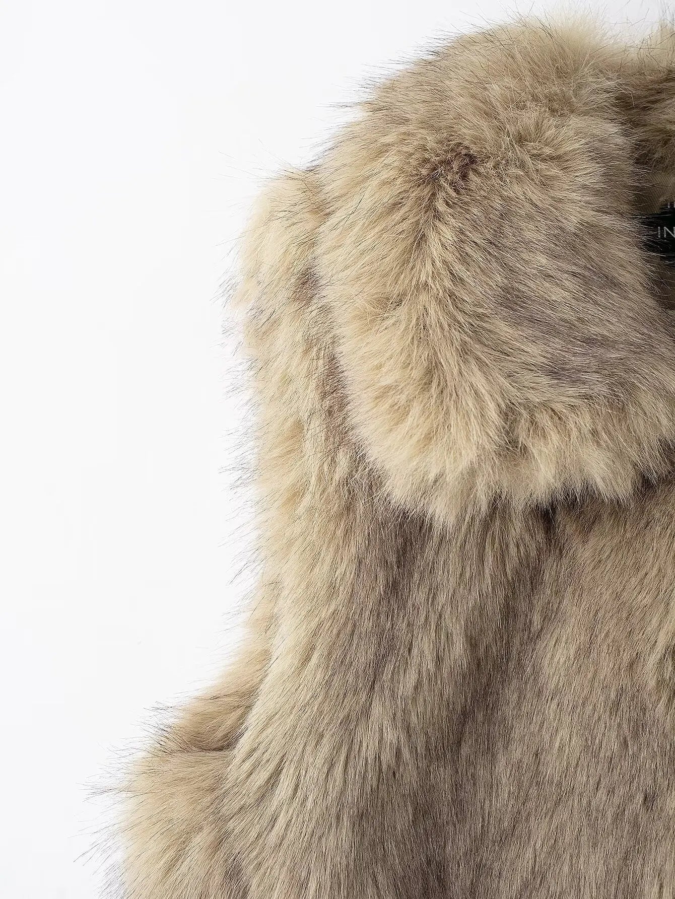 Voguable  Sexy Faux Fur Sleeveless Vests for Women Cropped Jackets Fashion Slim Autumn Winter Thick Warm Furry Short Coats Female voguable