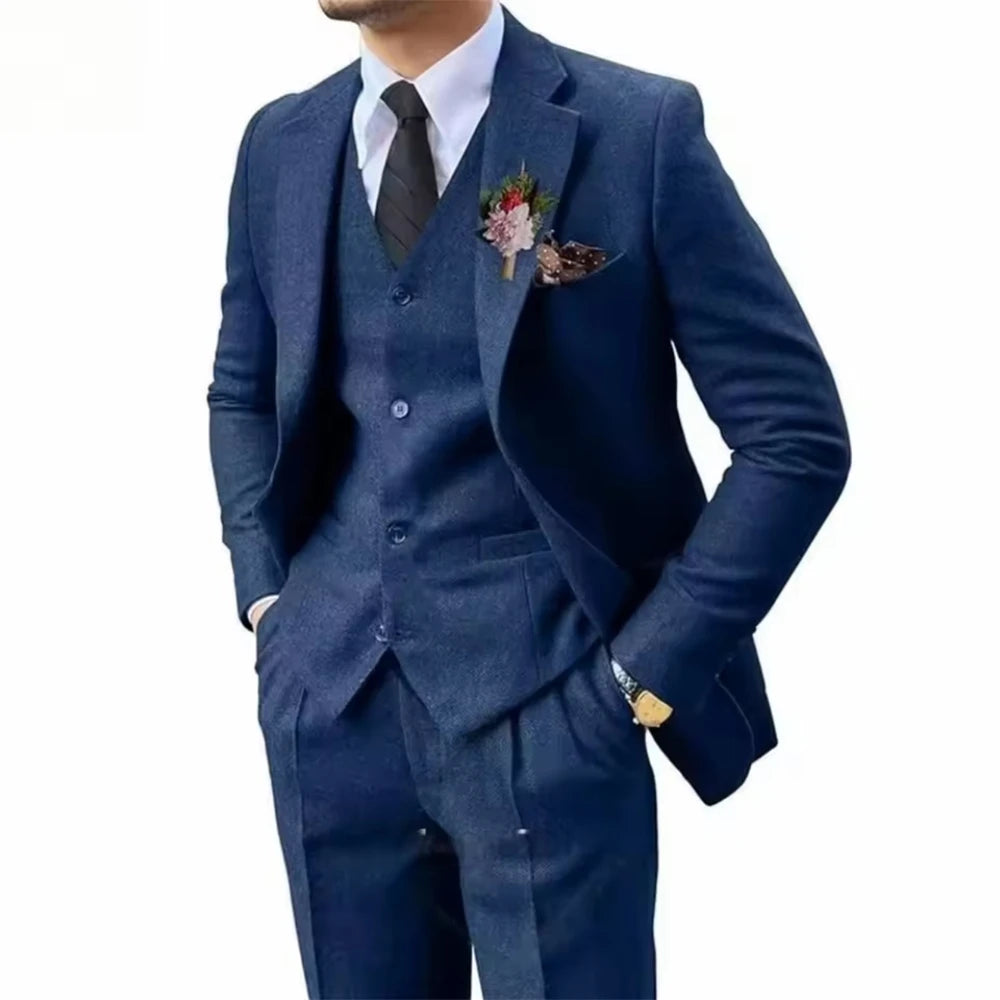 Voguable  New Men's Suits Wedding Tuxedo in Brown Tweed 3-Piece Fishbone Smoking Suit with Notched Lapel Business Tweed Aesthetic Tailored voguable