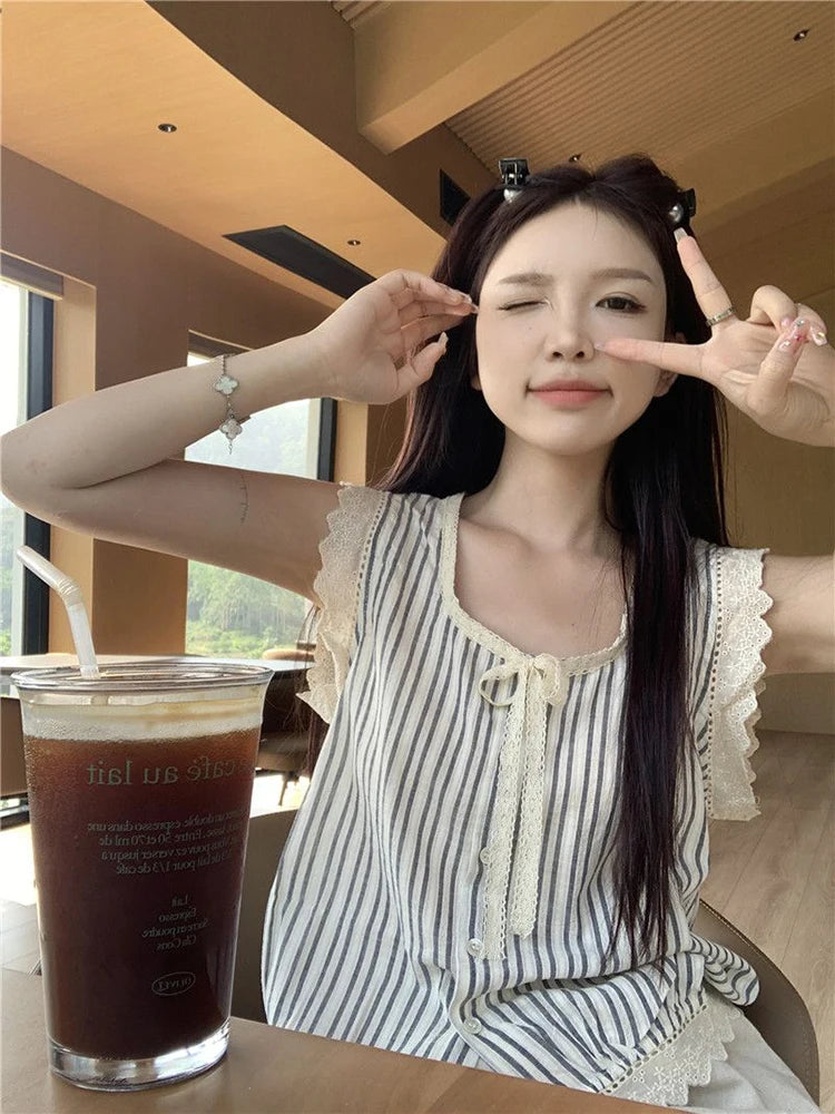 Striped Women Shirts Summer Lace Patchwork Loose Lace Up Casual Tops Korean Chic O Neck Sleeveless Button Blouse New voguable