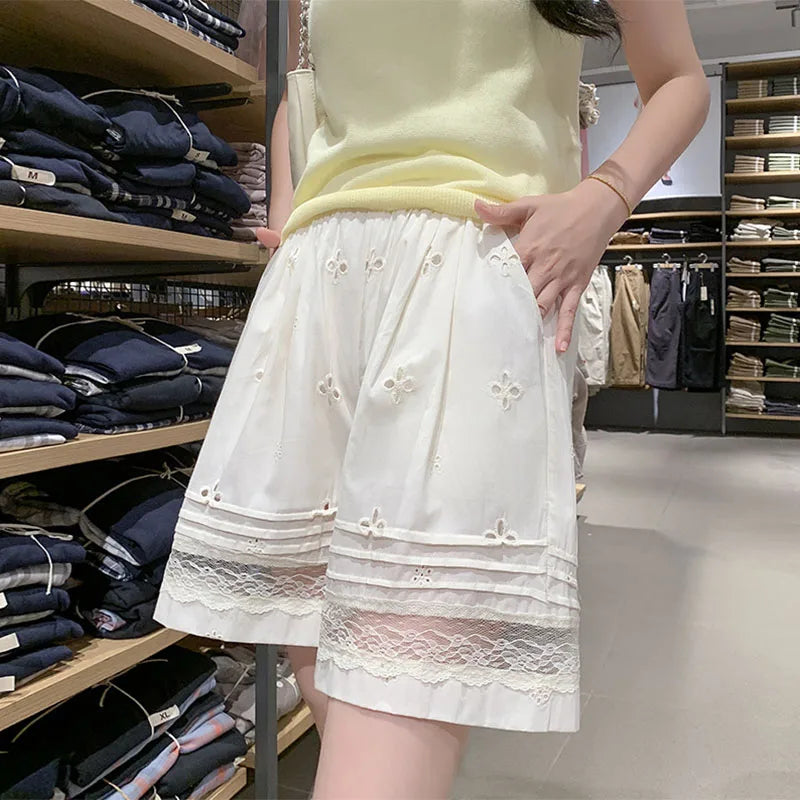Lace Patchwork Women Shorts Korean High Waist Hollow Out Design Casual Shorts Ladies Fashion Embroidery All Match Wide-Leg Short voguable