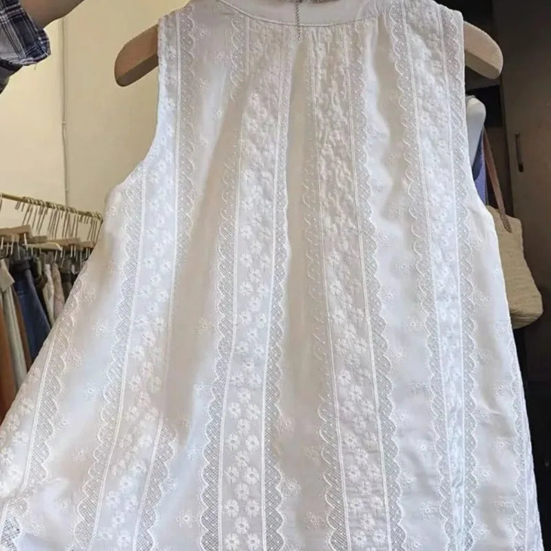 Woman O-Neck Sleeveless Tops Lace Patchwork Embroidery White Button Cardigan Elegant Casual Commuting with Lining Solid T-Shirts voguable
