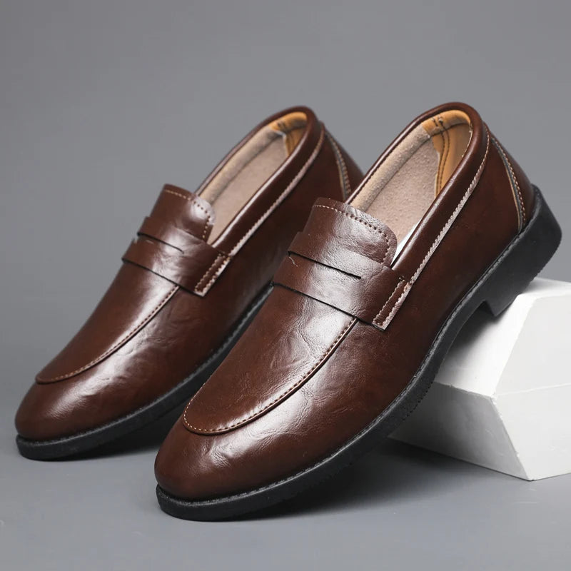 Voguable  Lightweight Mens Loafers Summer Solid Color Round Toe Non Slip Comfort Casual Shoes Breathable Driving Office Black Beige voguable