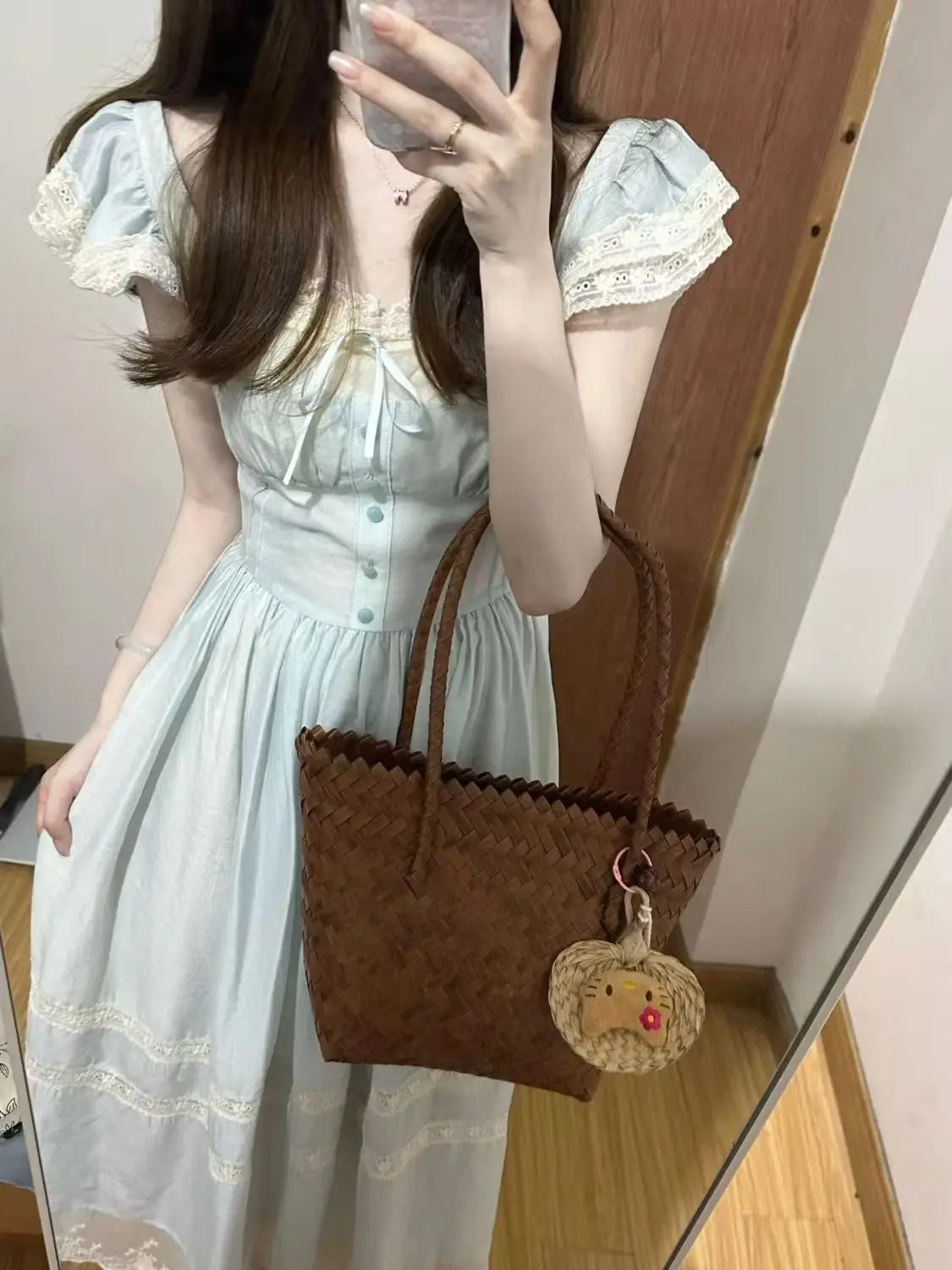 Voguable  Summer Sweet Fly Sleeve Blue Bownot Fairy Dress Slim French Style Patchwork Lace Dress A-line Women Casual Dress voguable