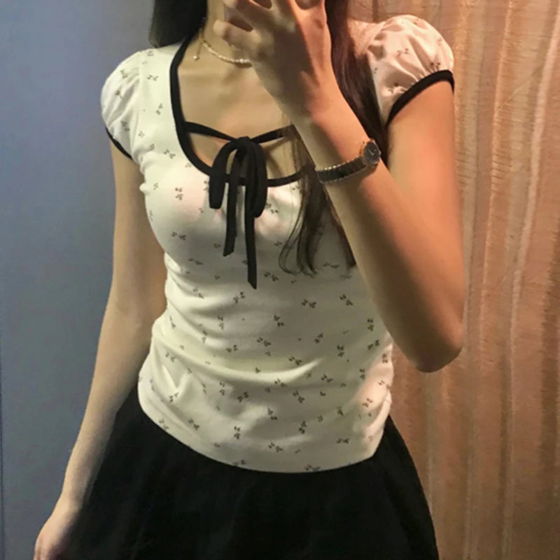 Voguable  Y2K Floral Print T-shirt Women's Summer Contrast Color Lace-up Square Collar Short Sleeve Tops French Style Cute Tees voguable