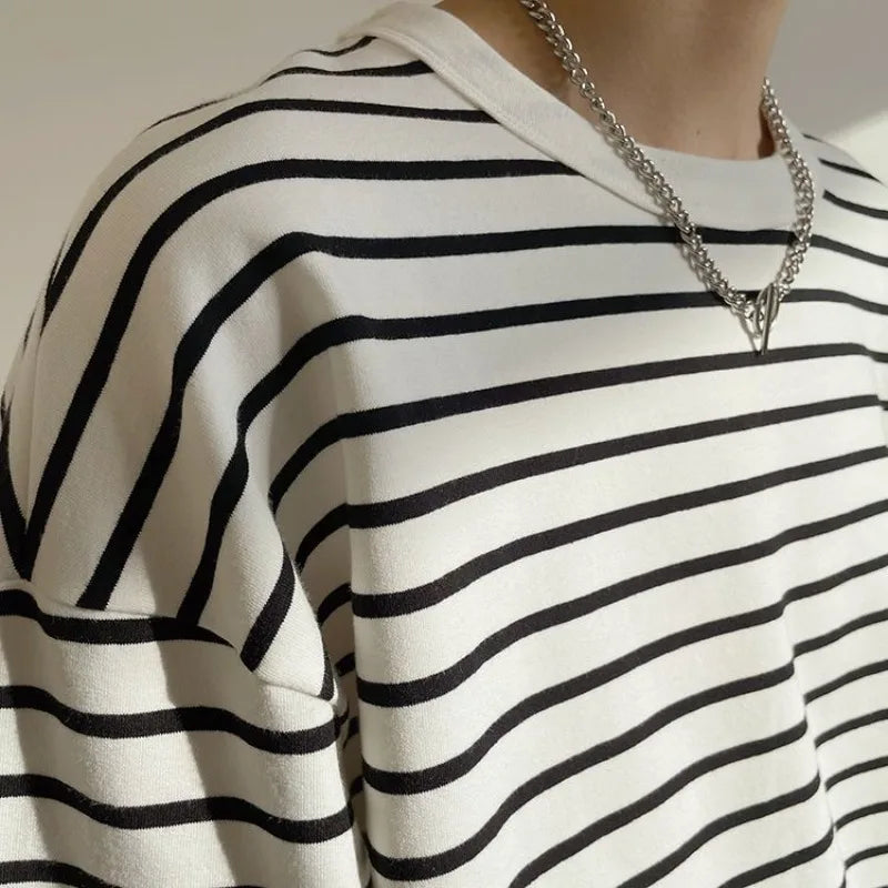 Autumn Korean Fashion Retro Heavy Striped Long Sleeve T-shirt Men Round Neck Harajuku Loose Casual Inner Wear Oversized T Shirt voguable