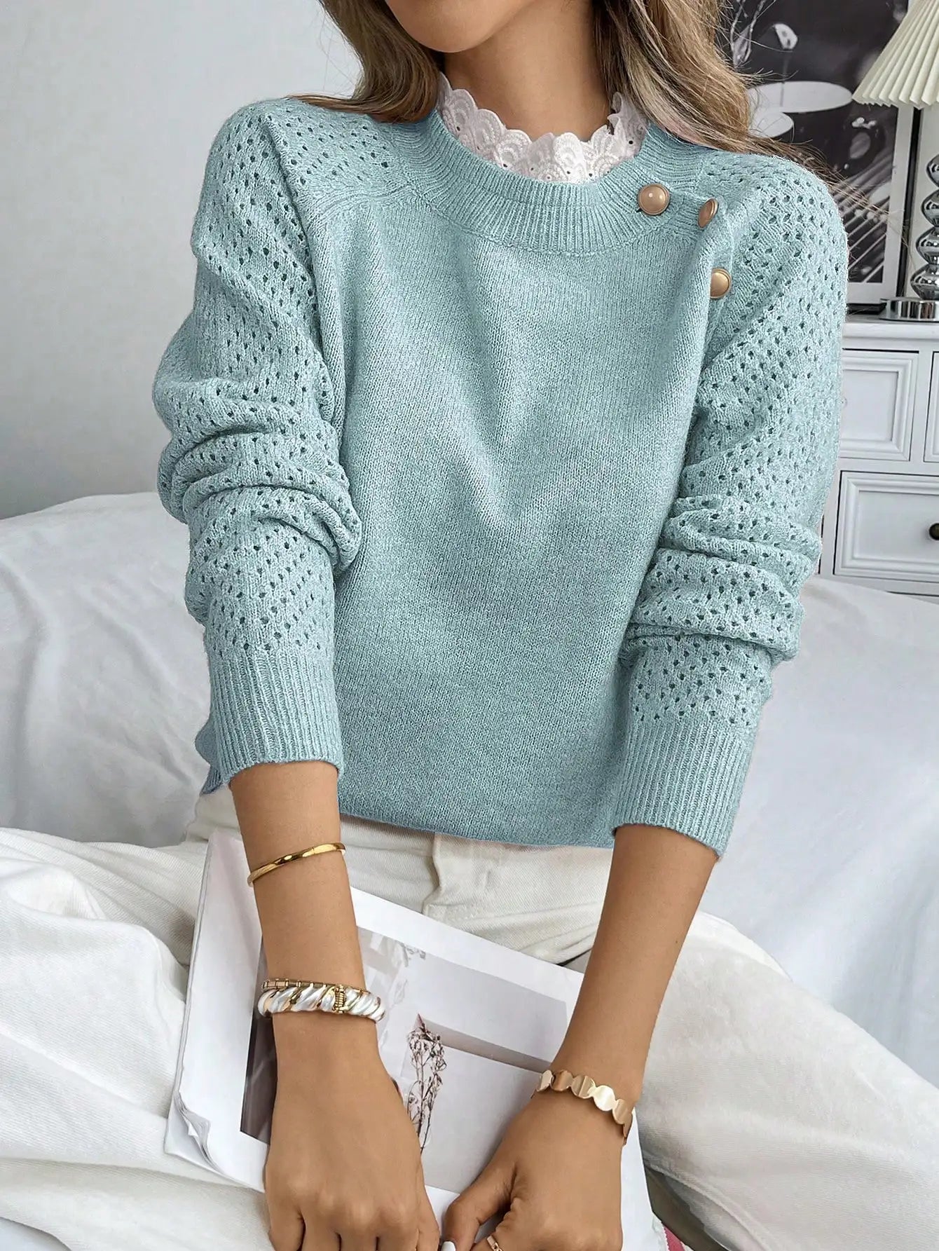 New lace round neck pullover long sleeved autumn and winter knitted sweater voguable