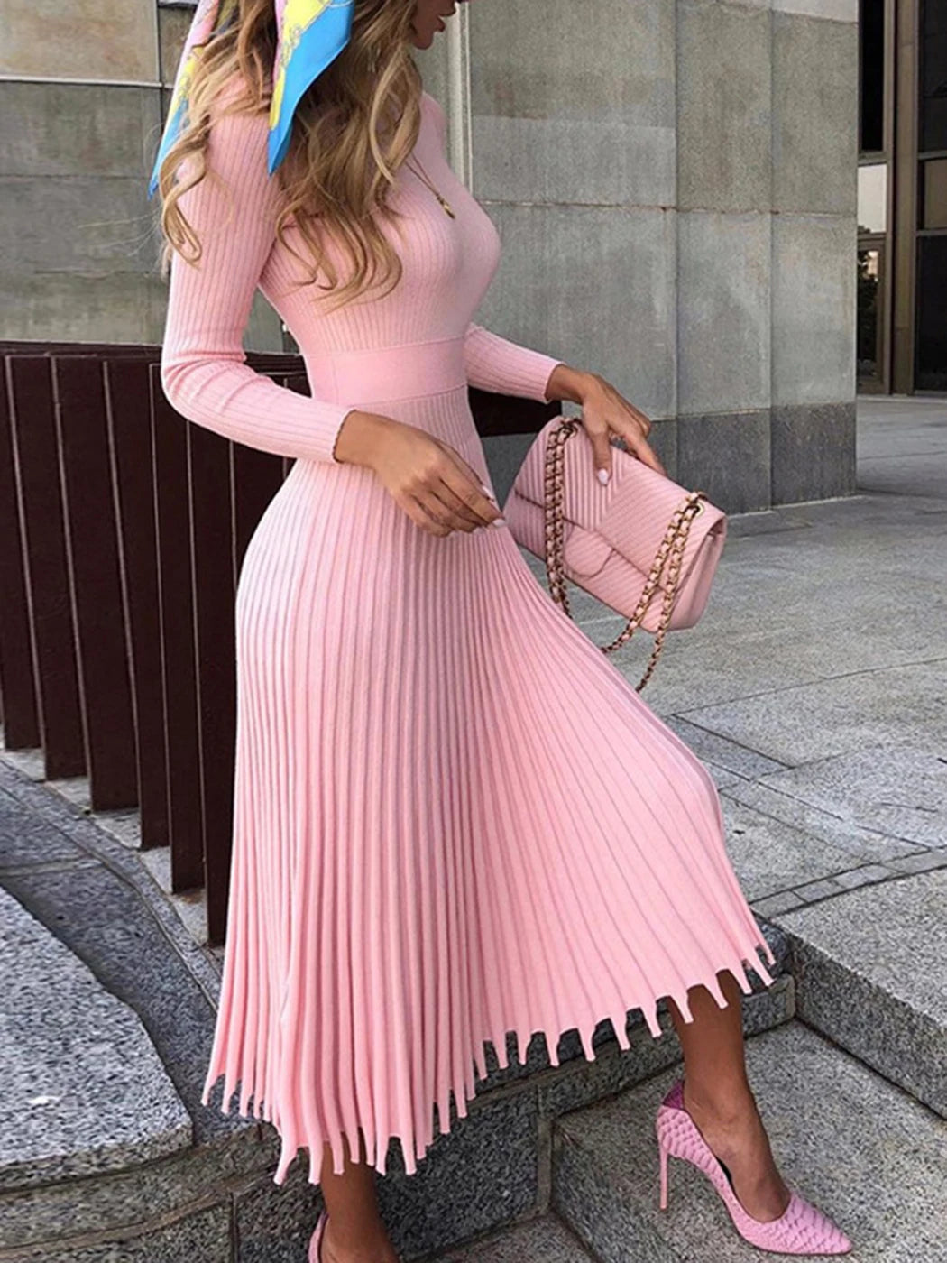 Women Spring And Autumn Solid Color Casual Pleated Mid-length Knitted Dress Fashion Long Sleeve O-neck Robe A-line Slim Vestidos voguable