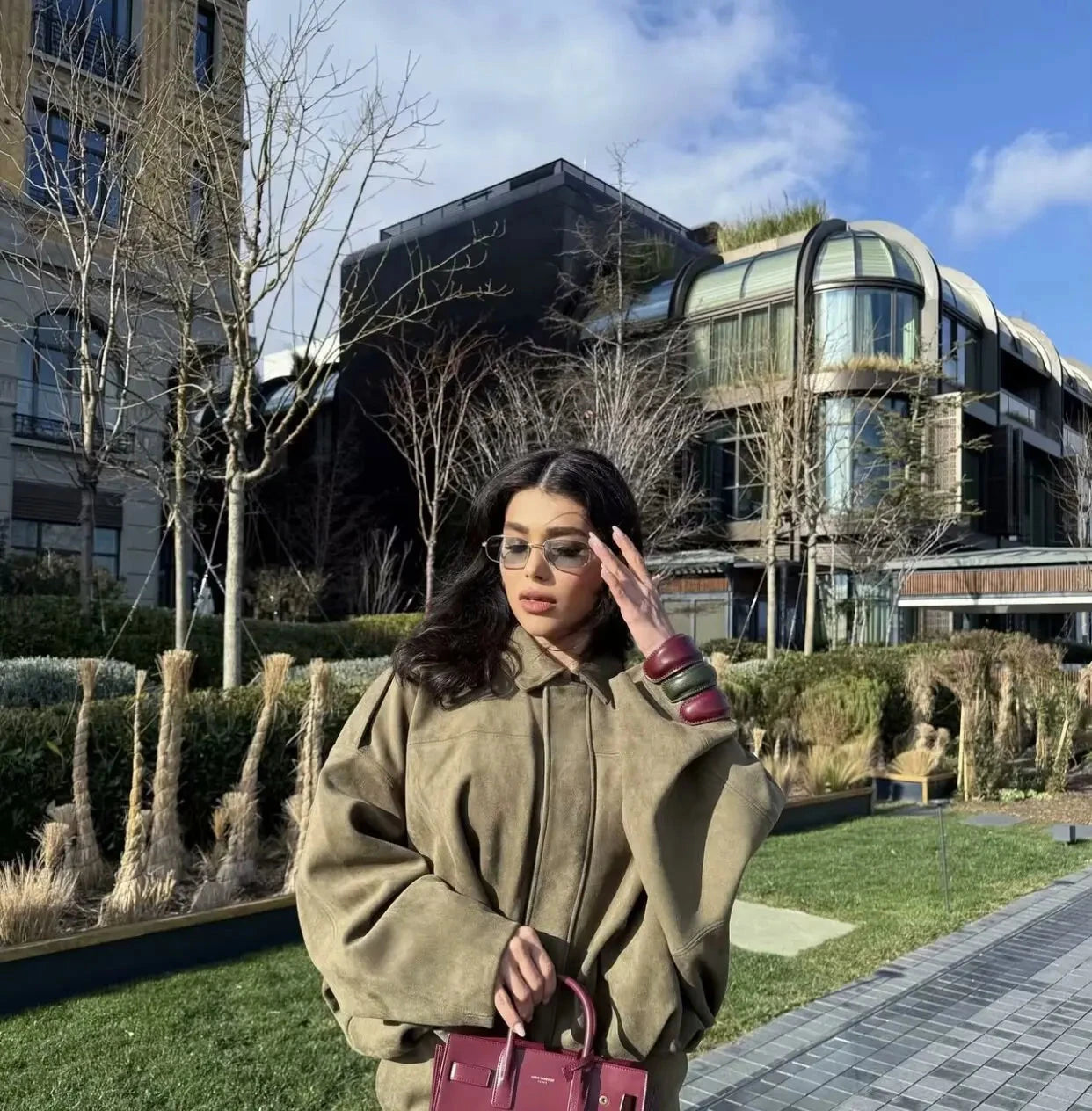 2025 New Fashion Women Green Suede Jacket Spring Lapel Long Sleeve Zipper Oversize Bomber Coat Chic Female High Street Outerwear voguable