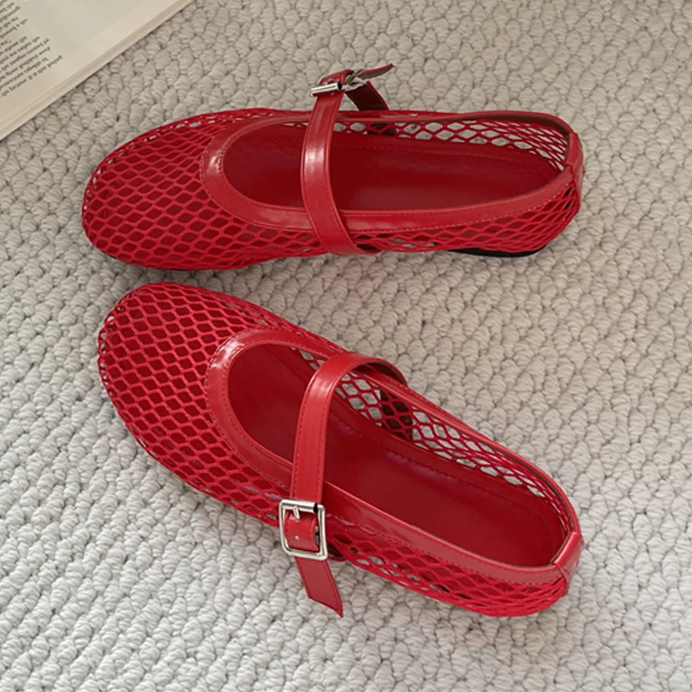 Voguable  Summer Designer Cosy Mesh Heels Women Flat Shoes Fashion Round Toe Buckle Strap Casual Outdoor Dress Sandals voguable