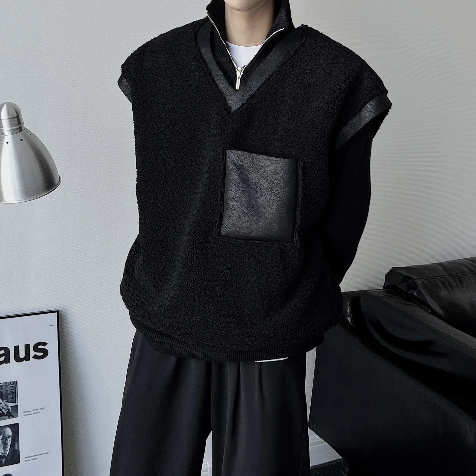 Voguable Fleece Vest Jacket Men Korean Black Leather Velvet Patchwork Fur Vest Coat Sleeveless Darkwear Autumn Winter Old Money voguable