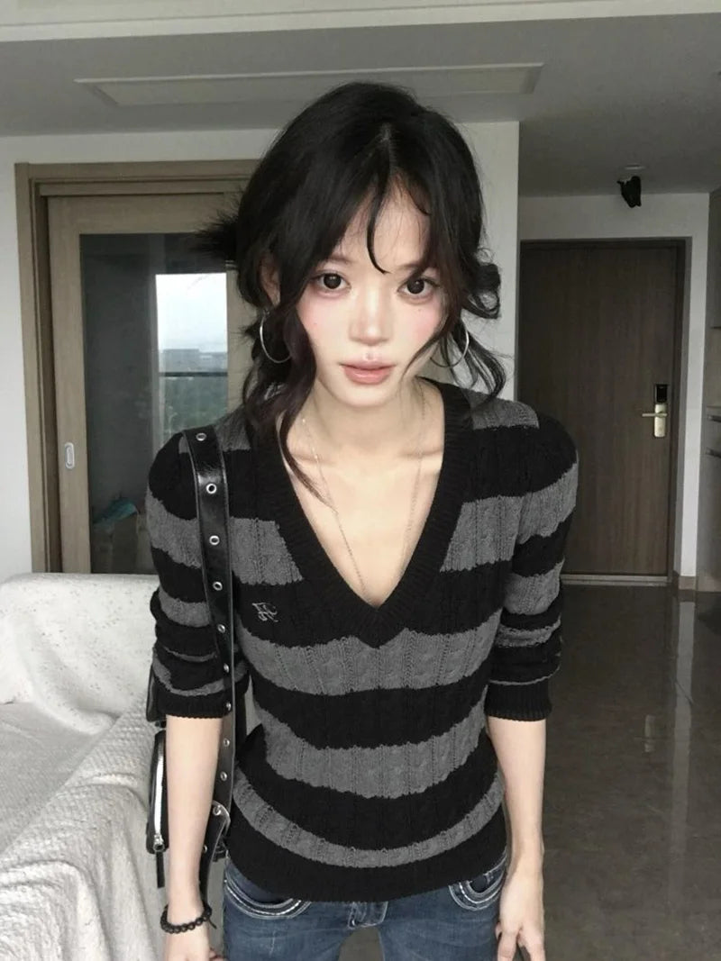V Neck Vintage Striped Sweater Women Sexy Slim Long Sleeve Y2K Knitted Jumper American Retro Harajuku Letter Fall Pullover voguable
