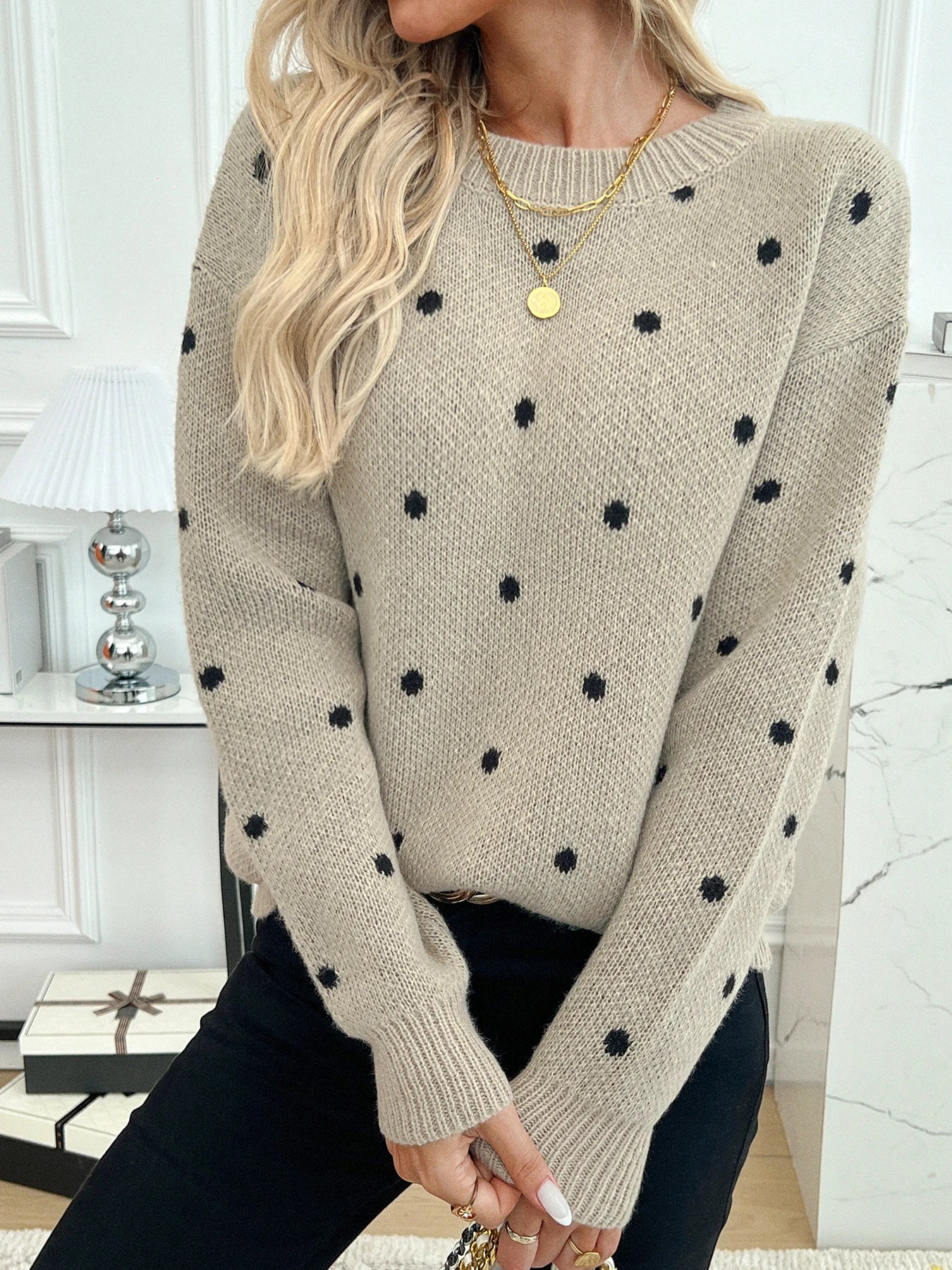 Dot pattern shoulder down long sleeved sweater voguable