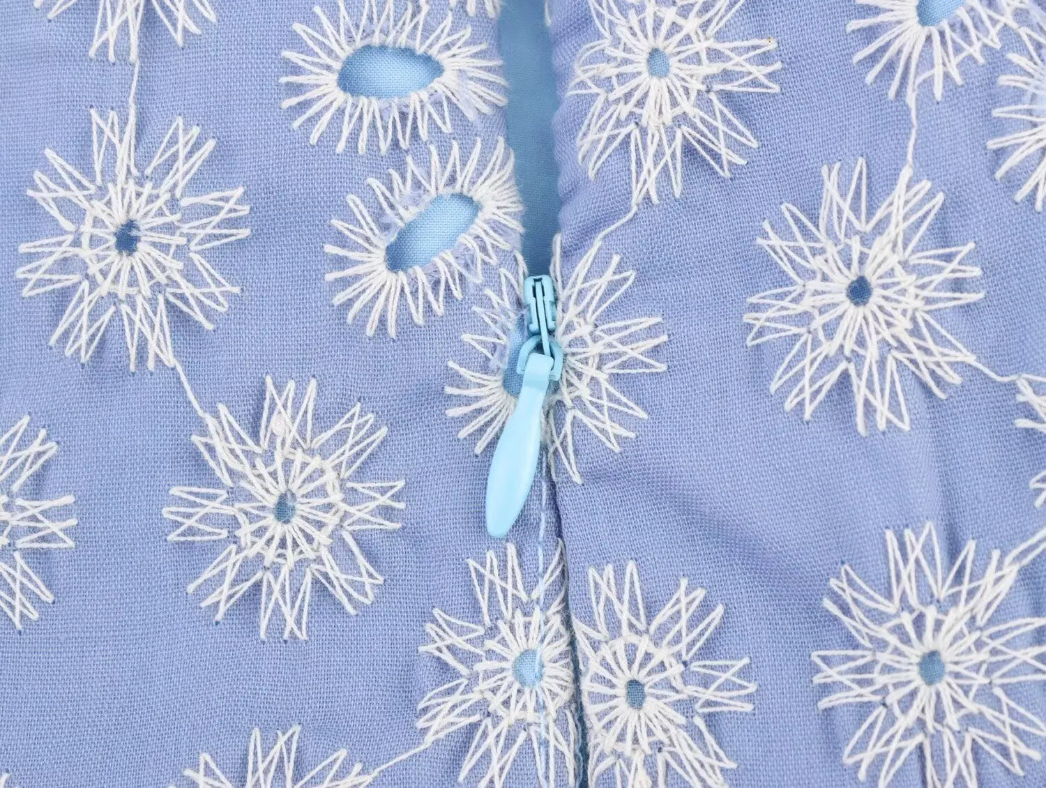 Flower Embroidery Blue Sweet Short Dress 2025 New Square Collor A-line Zipper Fashion Summer Dress Fashion Beach Woman Clothing voguable