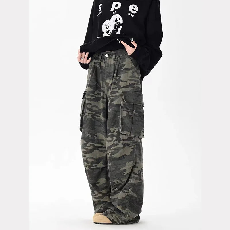 Camouflage Jeans Man Y2K Hip Hop Vintage High Waisted Jeans Straight Streetwear Casual Loose Large Size Wide Leg Denim Pants voguable