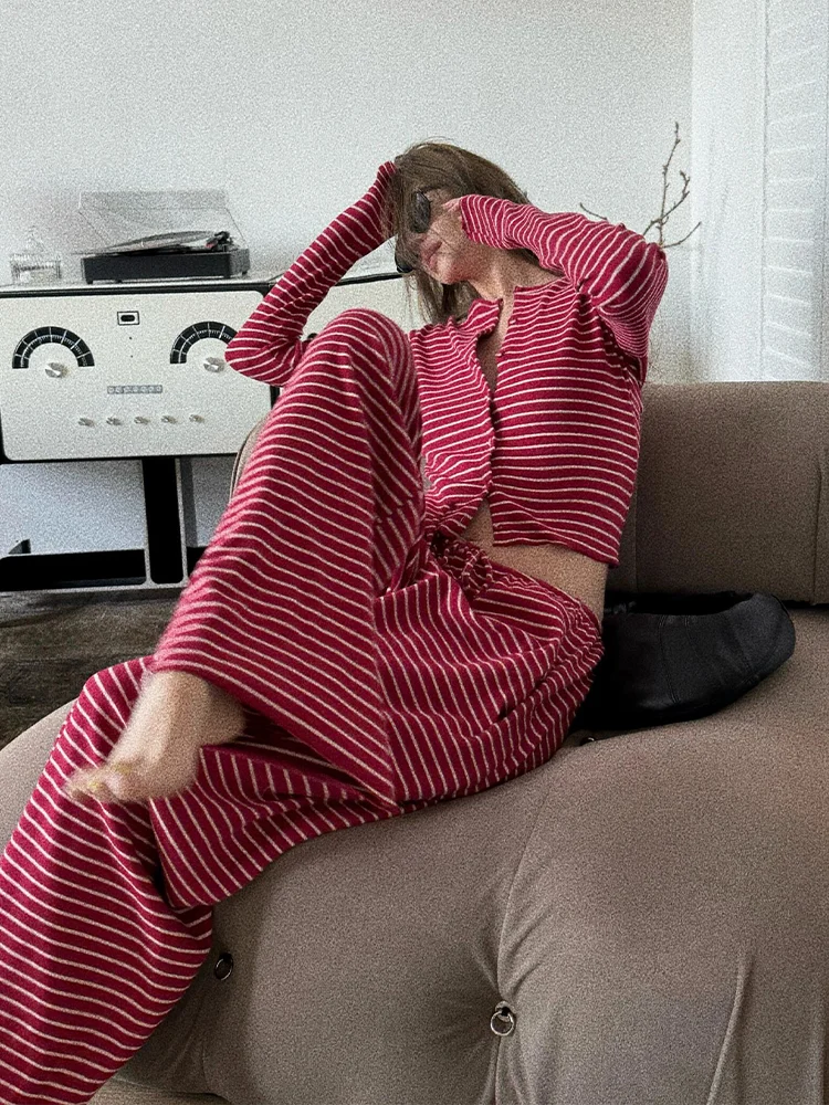 Women's Long-Sleeved Pajamas Two-Piece Set Fashion Leopard Print Round Collar Button Cardigan Set Slim Casual Long-sleeved Suit voguable