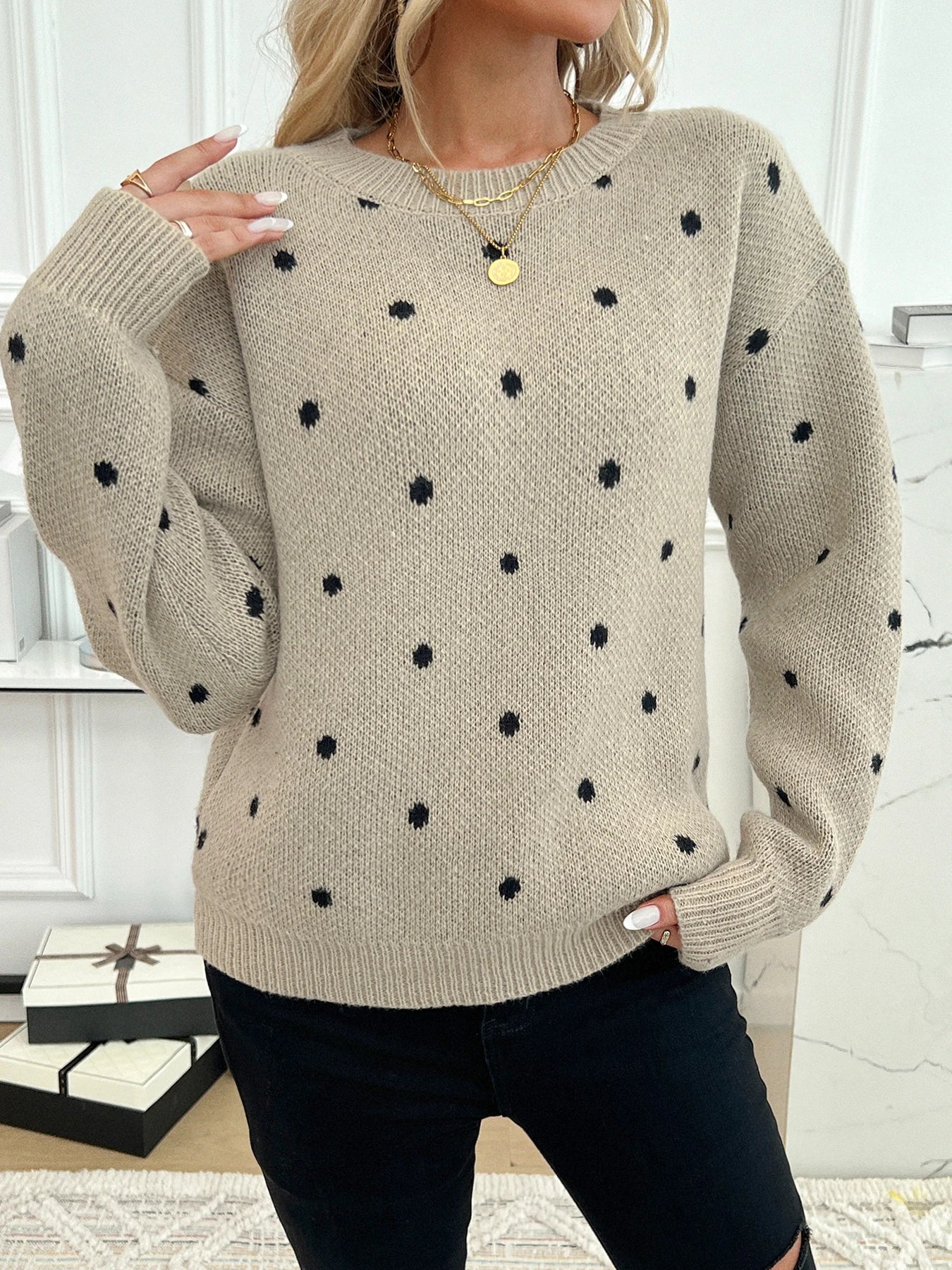 Dot pattern shoulder down long sleeved sweater voguable