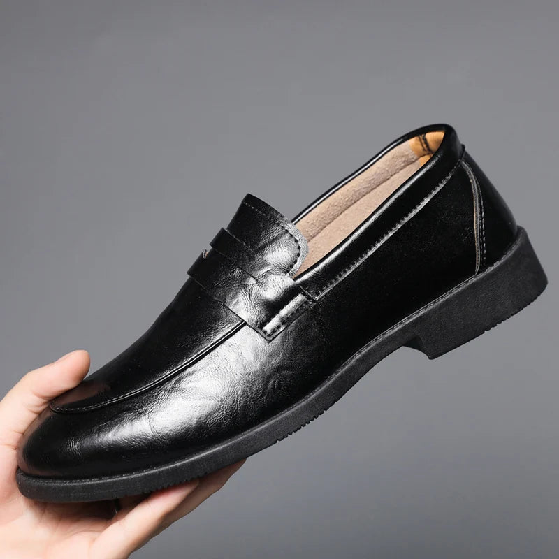 Voguable  Lightweight Mens Loafers Summer Solid Color Round Toe Non Slip Comfort Casual Shoes Breathable Driving Office Black Beige voguable