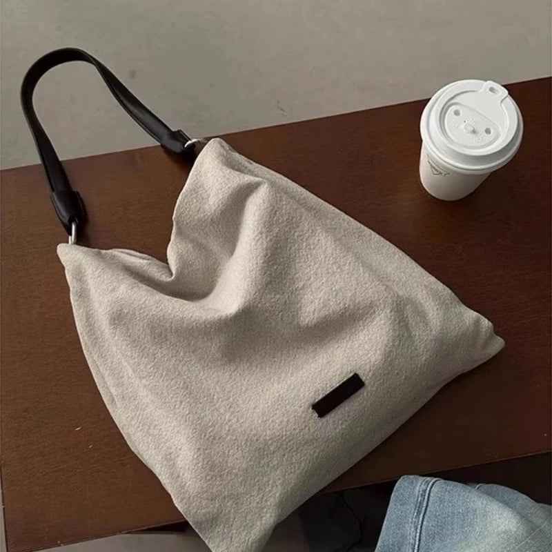 2025 New Women Simple Casual Handbags Streetwear Fashion All Match Shoulder Bags Trendy Y2k Aesthetic Chic Vintage Shoulder Bags voguable