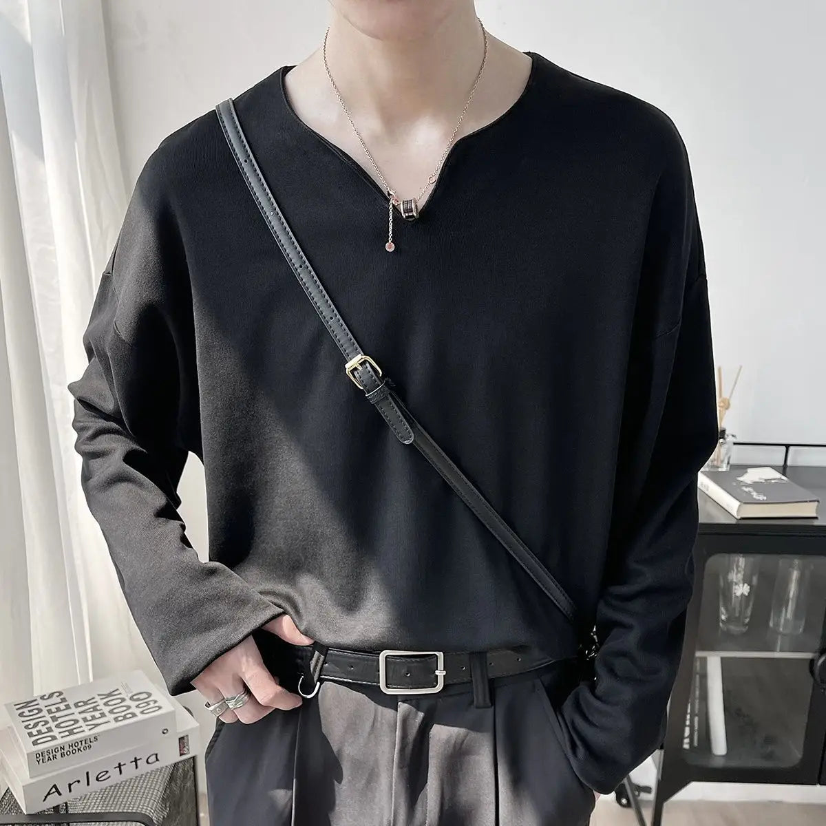 Light Luxury Top High-end Niche Designer V-neck Long-sleeved T-shirt Men Spring Autumn Trendy Versatile Base Shirt Aesthetic voguable