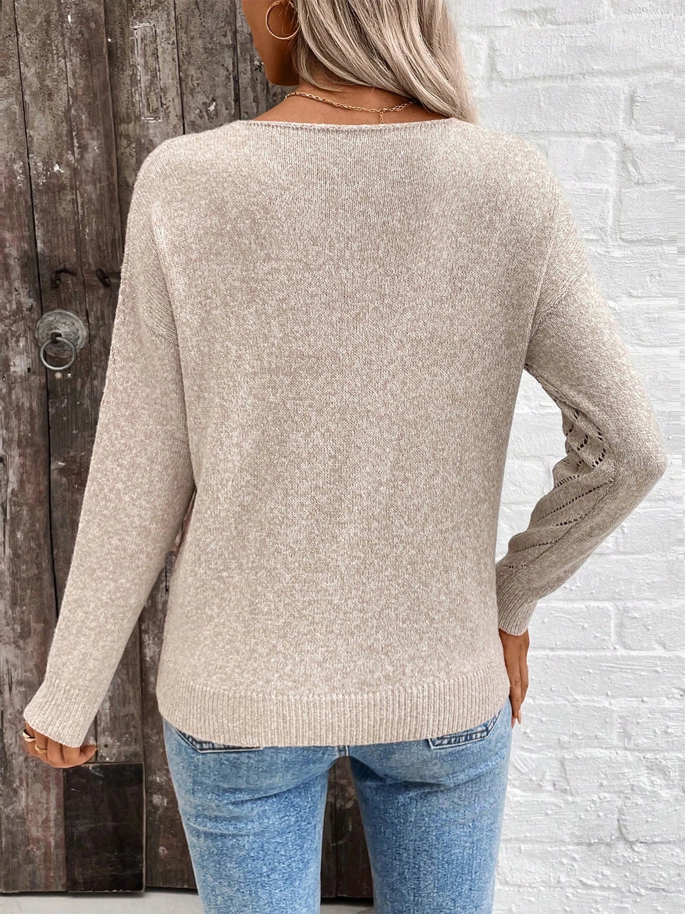 V-neck knitted off shoulder spring and autumn women's sweater can be worn externally voguable
