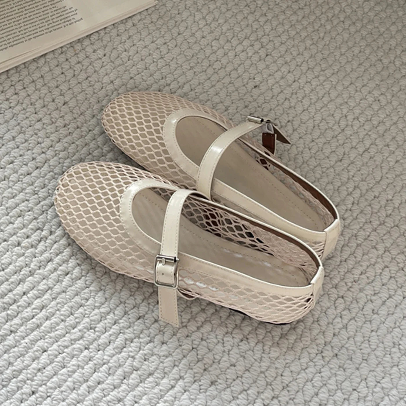 Voguable  Summer Designer Cosy Mesh Heels Women Flat Shoes Fashion Round Toe Buckle Strap Casual Outdoor Dress Sandals voguable