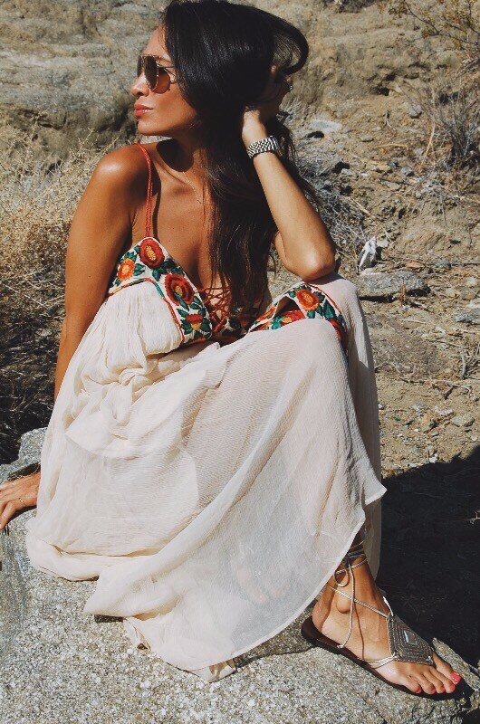 Boho Inspired Summer Dresses Strapless floral embroidery sexy White maxi Dress long women Dresses hippie chic Vestido Robes voguable