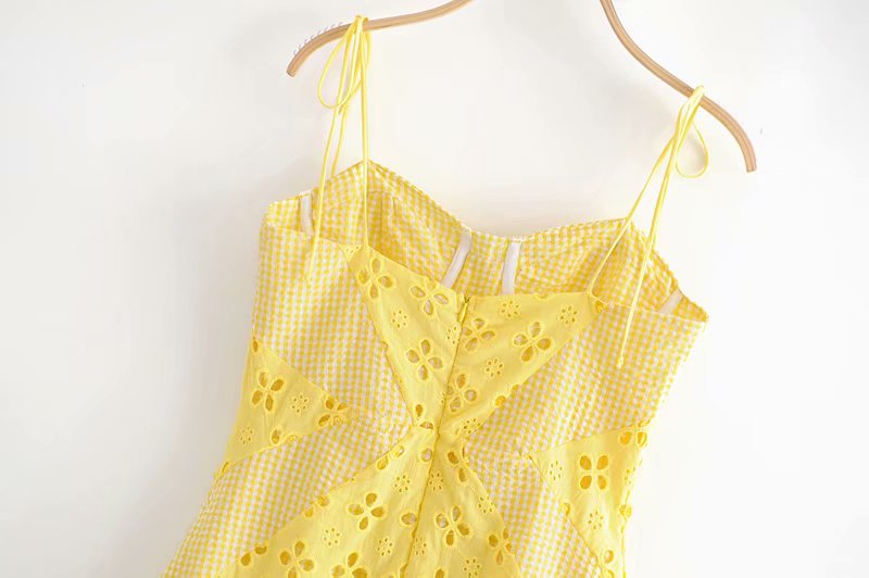Voguable Women Yellow Lace Trim Spaghetti Strap Bodycon Mini Dress Rom ...