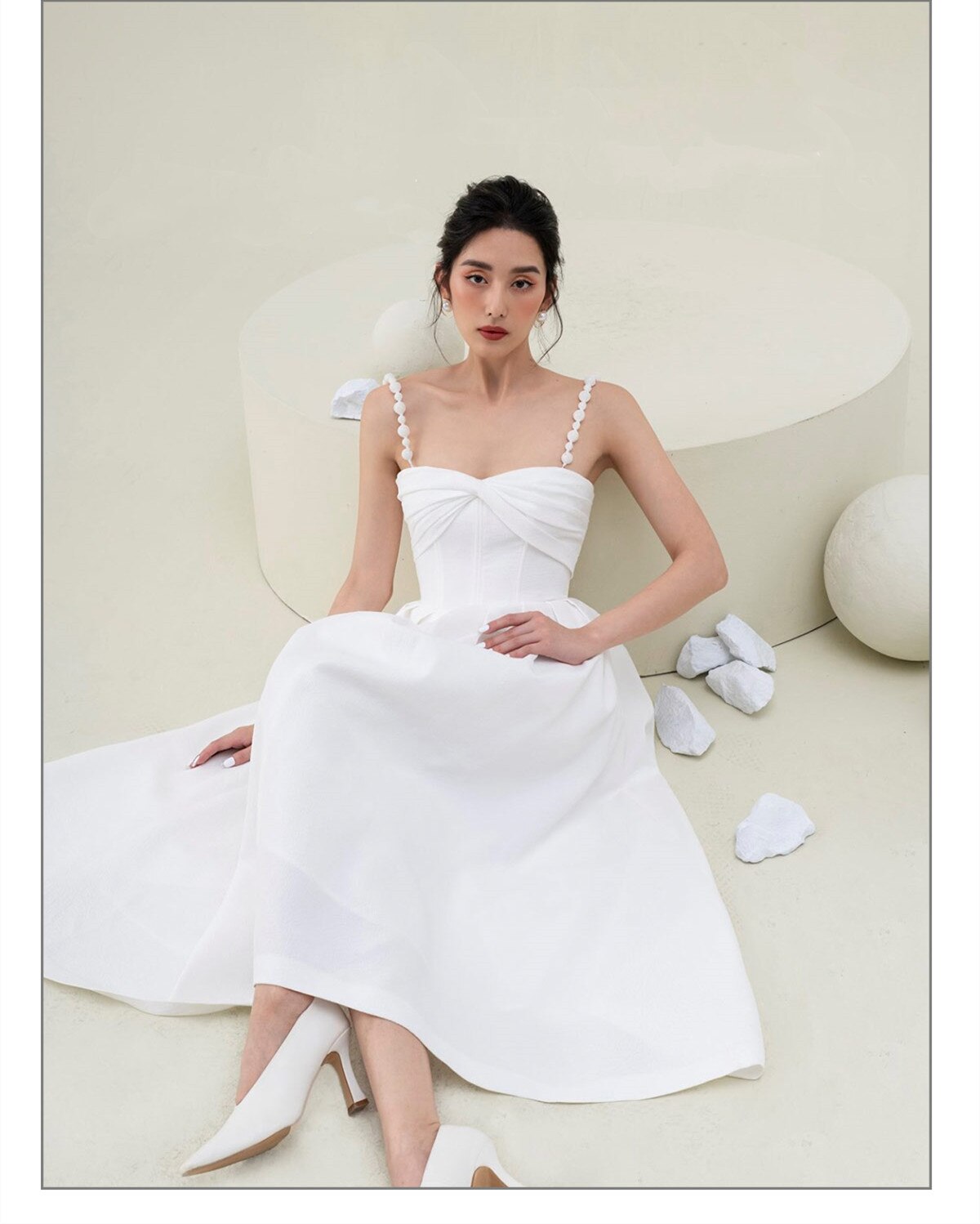Summer Ladies Korean Black and White Elegant Loose Dresses Pearl Sling Fashion Wedding Party Sexy Ladies Vestidos voguable
