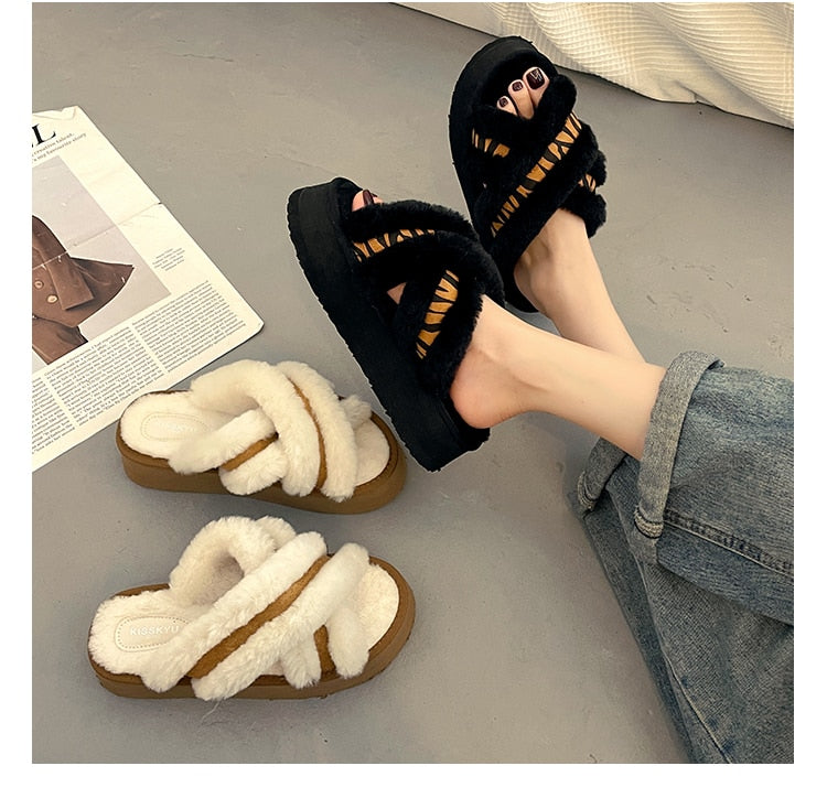 Slippers Casual Shoes Flock Platform Med Slipers Women Fur Flip Flops Slides Luxury Flat Plush PU Rubber Basic Fur Shoes Wo voguable