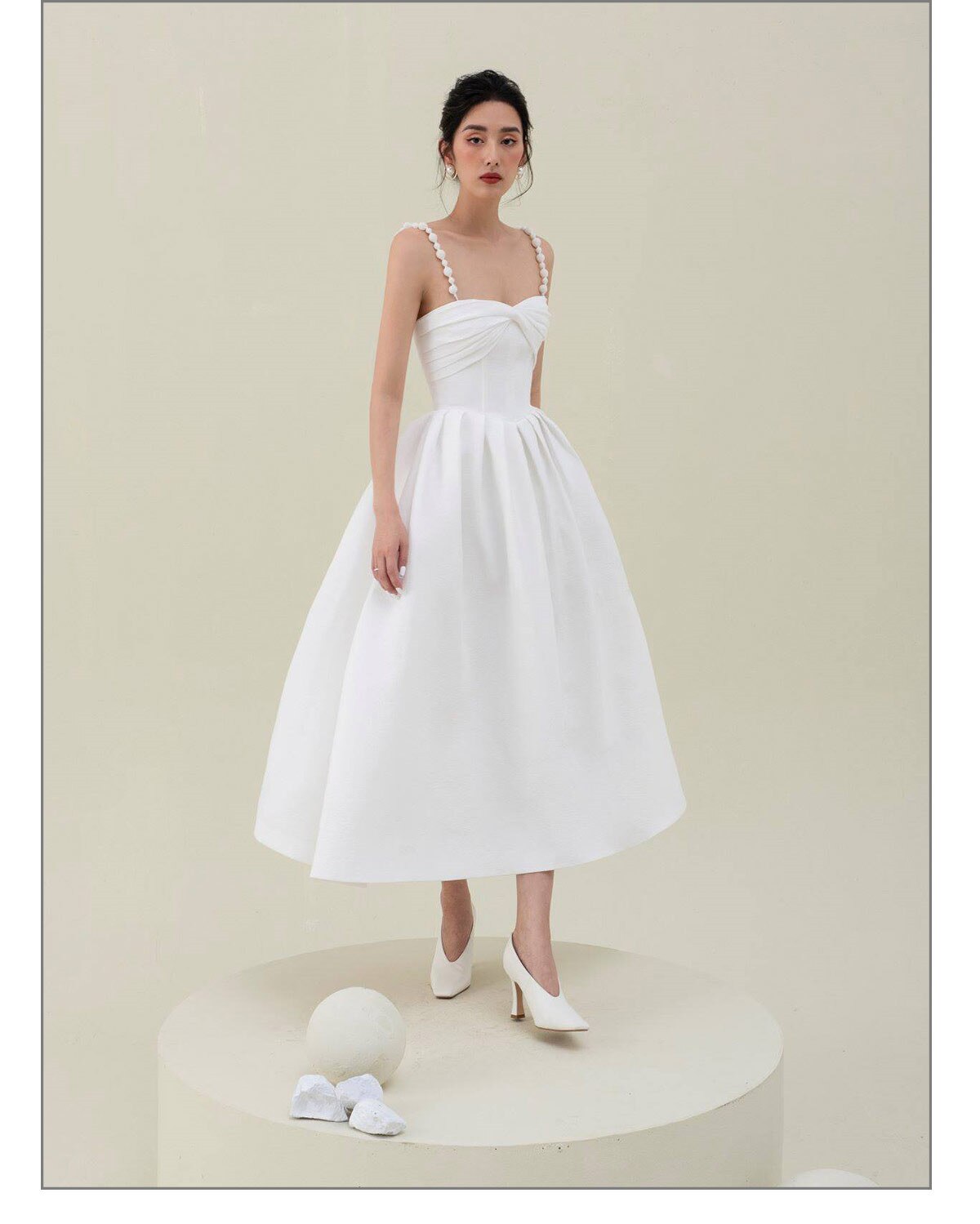 Summer Ladies Korean Black and White Elegant Loose Dresses Pearl Sling Fashion Wedding Party Sexy Ladies Vestidos voguable