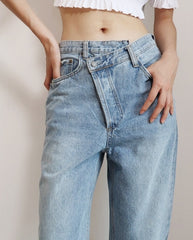 2022 Summer New Fashion Light Blue Women Asymmetric Fly Jeans With Button Closure Split Waist Straight Leg Jeans big size 2S4F voguable