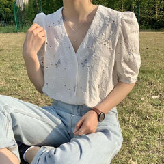 Summer New V-neck Embroidery Floral Shirt Women Korean Puff Short Sleeve Loose Ladies Blouse Sweet Hollow Out Women Tops voguable
