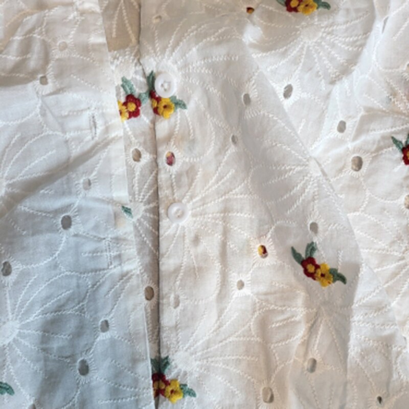 Summer New V-neck Embroidery Floral Shirt Women Korean Puff Short Sleeve Loose Ladies Blouse Sweet Hollow Out Women Tops voguable