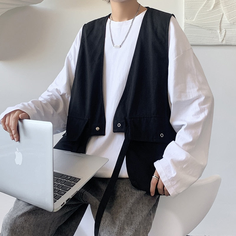 Vests Men Sleeveless Waistcoats Harajuku Techwear Hip-hop Big Pockets V-neck Loose All-match Teenagers Korean Style Jackets Chic voguable