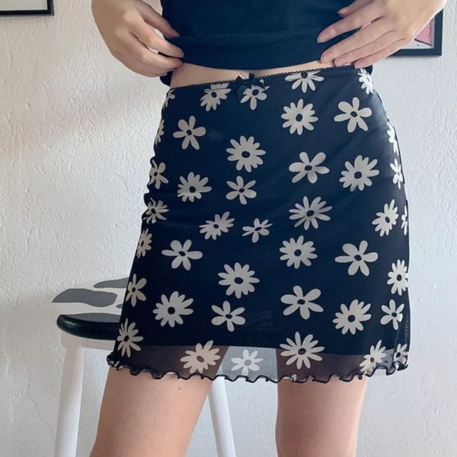 Voguable Women's Mini Skirt Korean Style Kawaii Ruffle Hem High Waist Short Straight Skirt Sexy Harajuku Y2K Aesthetic Vintage Streetwear voguable