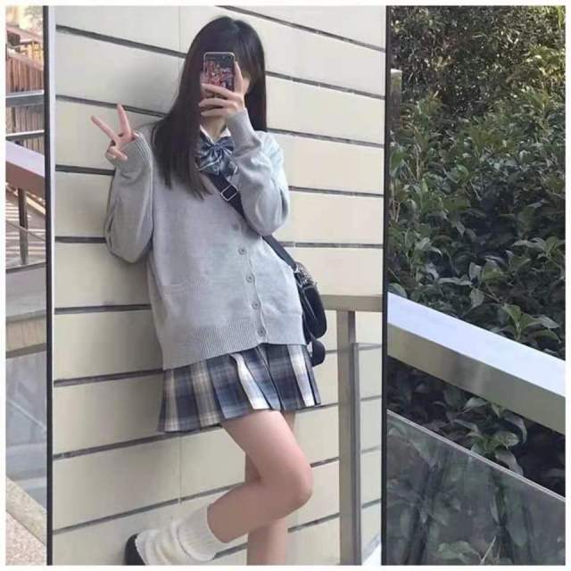 Japanese style sweater spring autumn V-neck cotton knitted sweater JK uniform cardigan multicolor Cosplay women's wear voguable